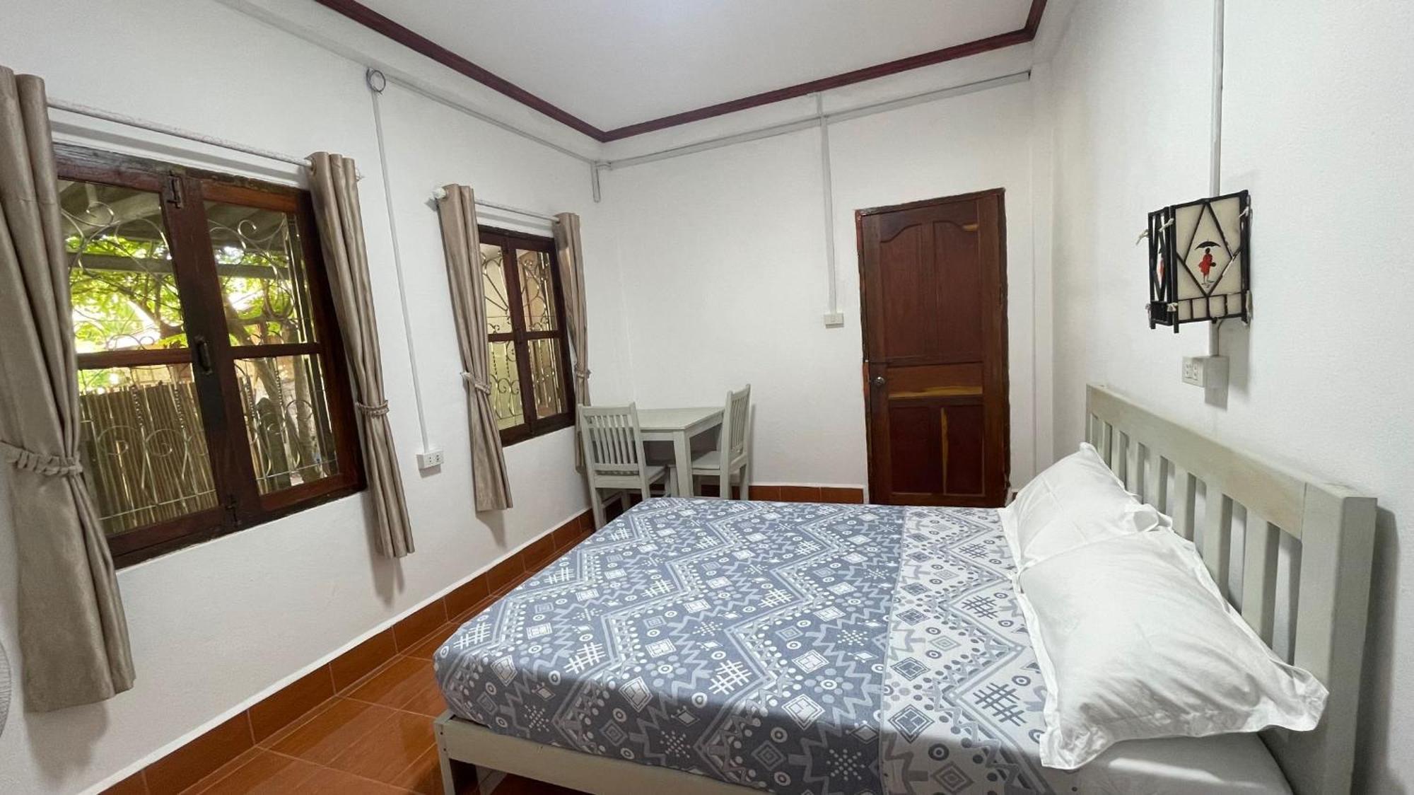 Moukdavan Guesthouse 루앙프라방 외부 사진