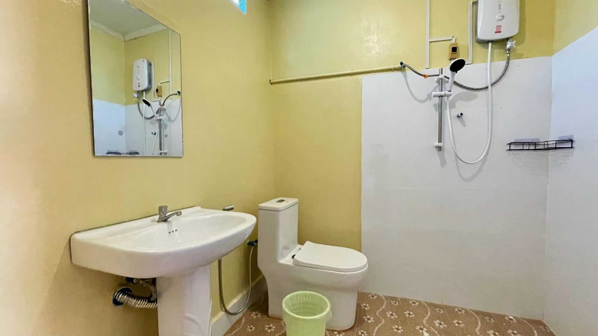 Moukdavan Guesthouse 루앙프라방 외부 사진