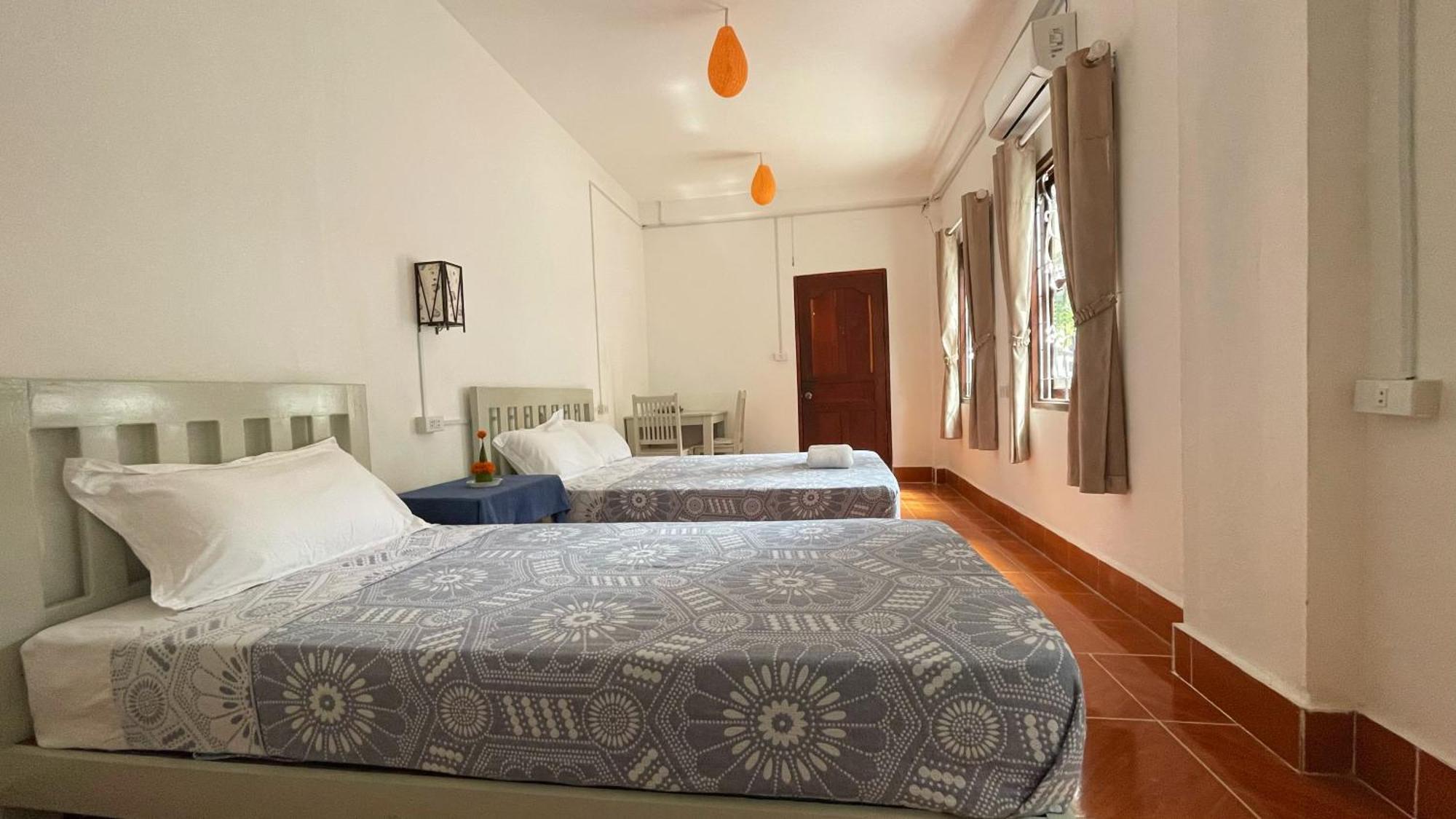 Moukdavan Guesthouse 루앙프라방 외부 사진